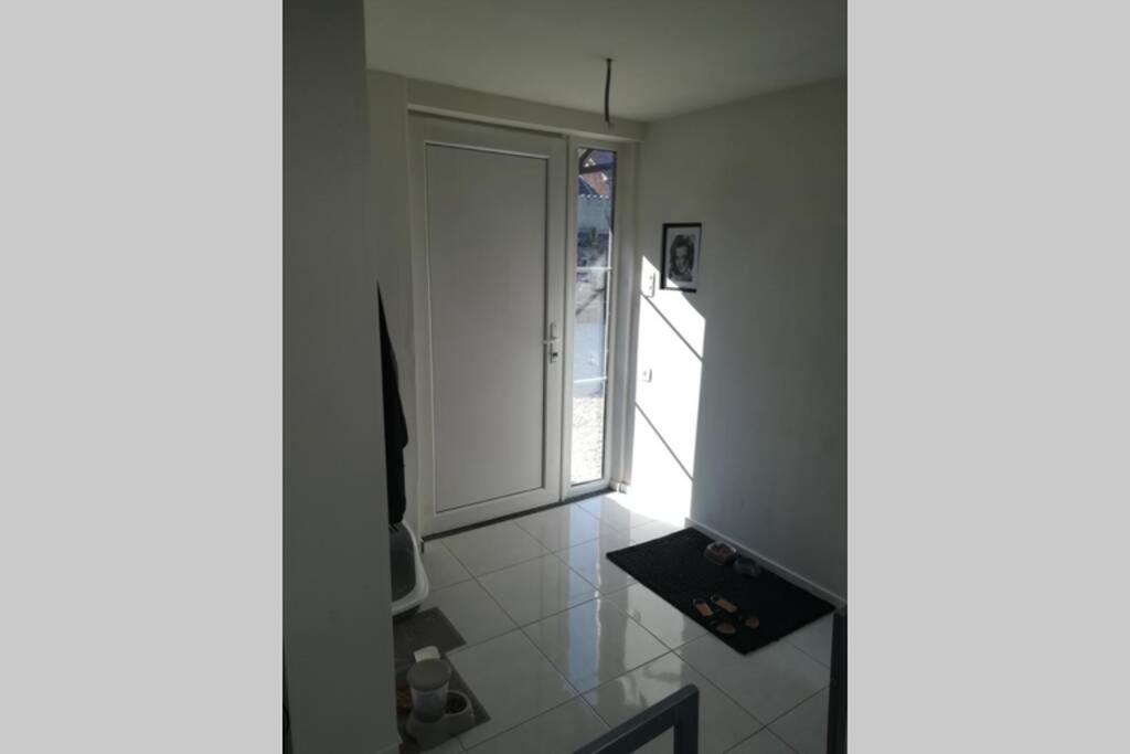 Appartement neuf à Boussu - près de la France - all inclusive élec, Eau, pellet Esterno foto